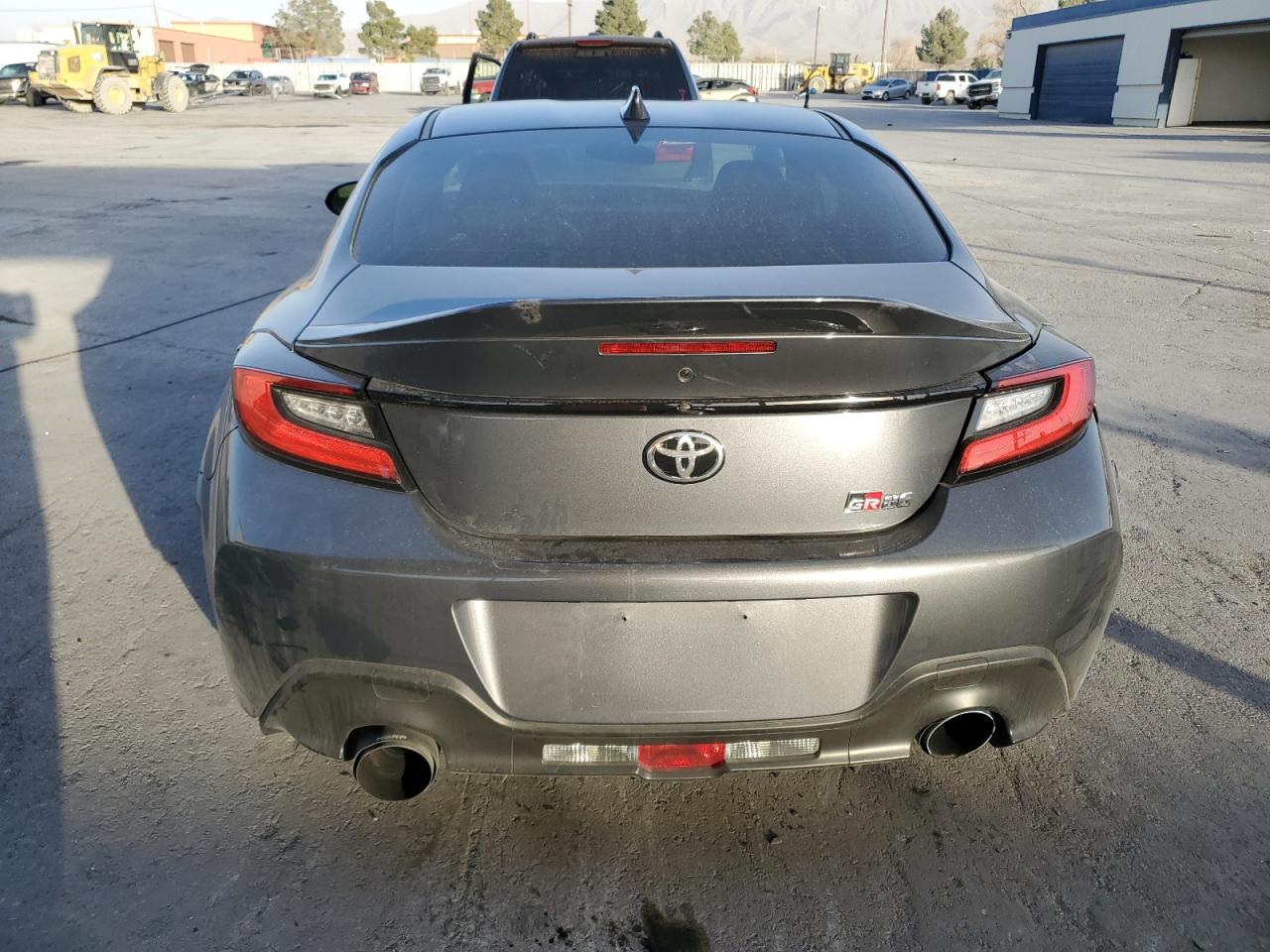 2023 TOYOTA GR 86 PREMIUM VIN:JF1ZNBE17P9753428