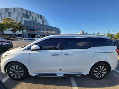 2017 Kia Carnival KNAMB81ABHS340211 VIN:KNAMB81ABHS340211