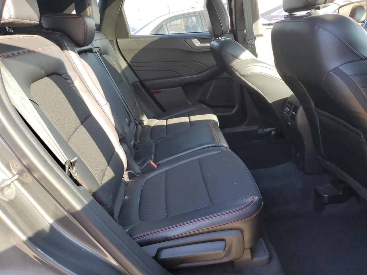 2023 FORD ESCAPE ST LINE VIN:1FMCU0MN5PUB11553
