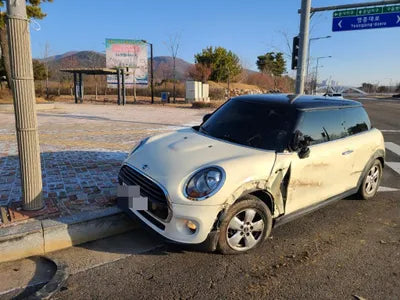 2015 MINI Cooper VIN: