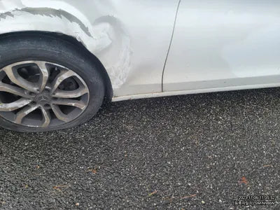 2017 Mercedes-Benz C 200 WDDWF4CB1HF584713 VIN:WDDWF4CB1HF584713