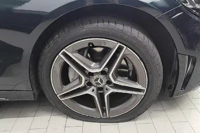 2019 Mercedes-Benz C 220 WDDWF1FB5KR464218 VIN:WDDWF1FB5KR464218