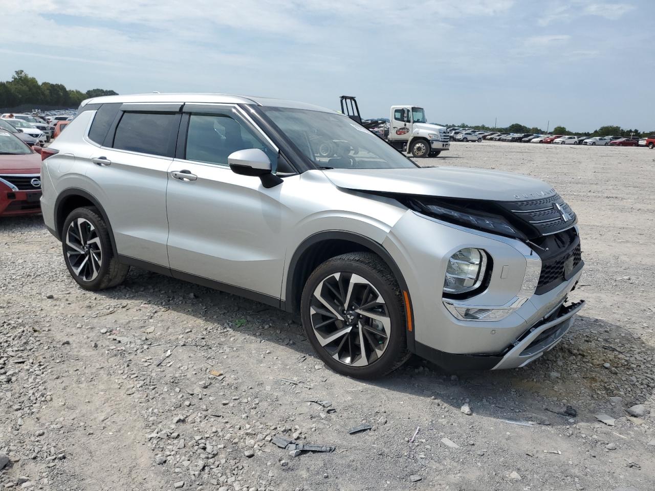 2023 MITSUBISHI OUTLANDER SE VIN:JA4J4UA86PZ054486