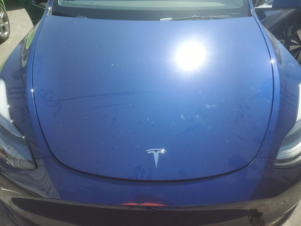 2022 TESLA MODEL Y  VIN:7SAYGDEF5NF564323