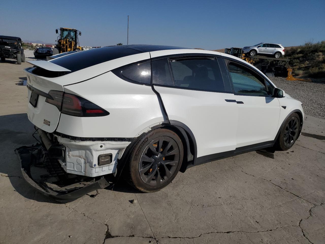 2022 TESLA MODEL X  VIN:7SAXCBE62NF335626