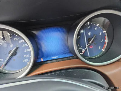 2016 maserati gibli s q4 VIN: