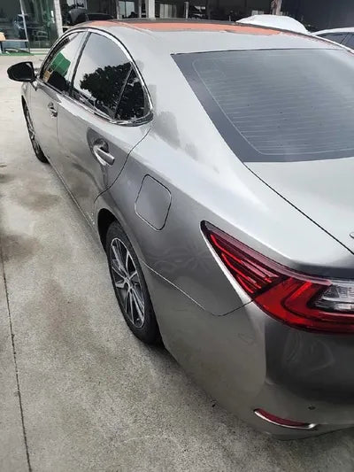 2018 Lexus ES 300 VIN: