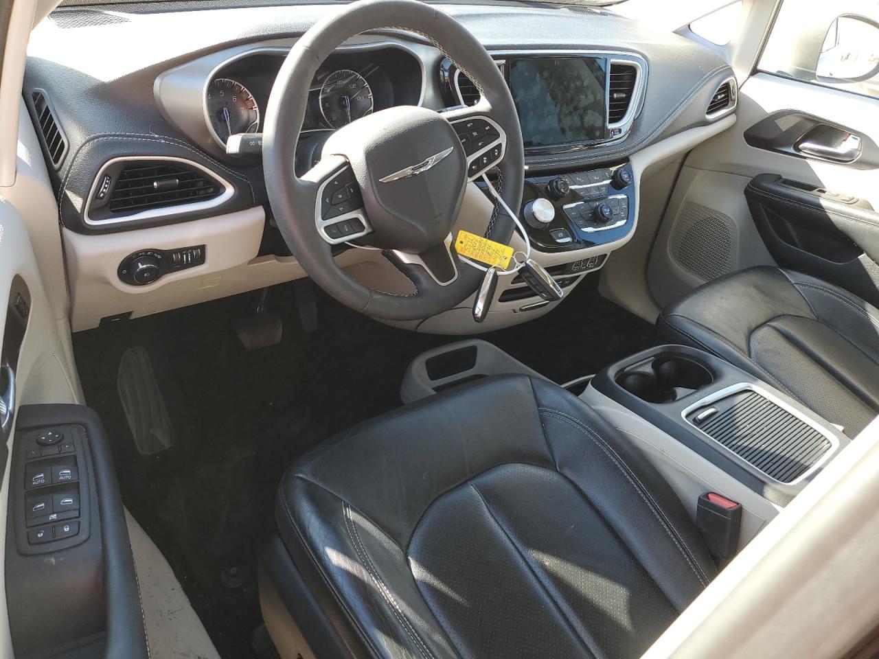 2022 CHRYSLER PACIFICA TOURING L VIN:5UXTS3C52KLR73137