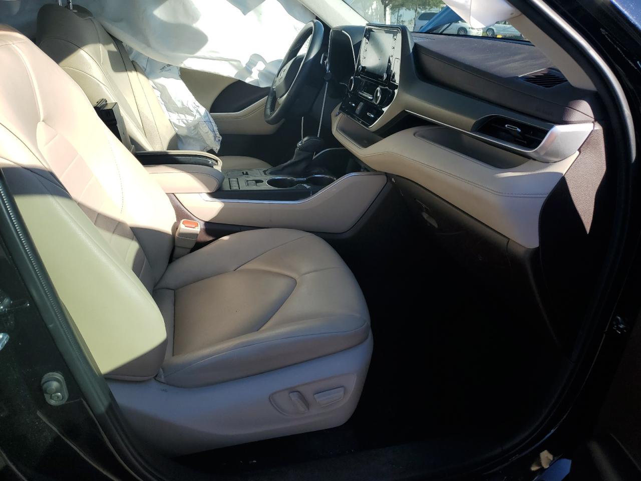 2022 TOYOTA HIGHLANDER HYBRID XLE VIN:5TDGARAH7NS514663