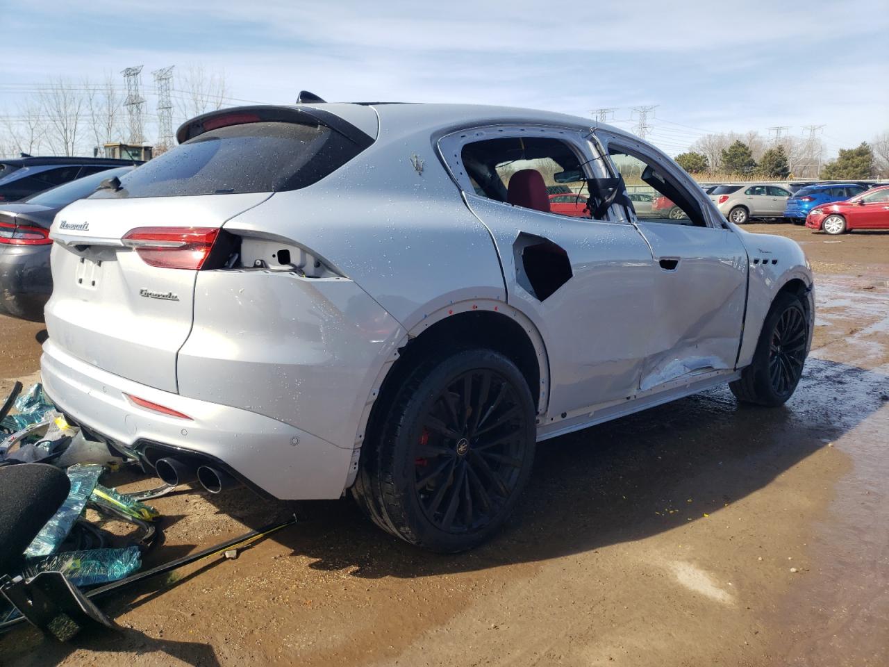 2023 MASERATI GRECALE MODENA VIN:ZN682AVM4P7407883