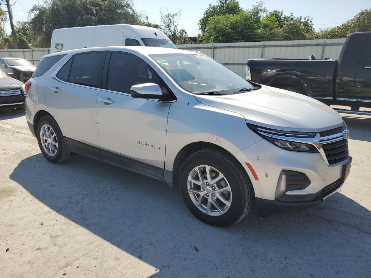 2022 CHEVROLET EQUINOX LT VIN:3GNAXKEV1NL239610