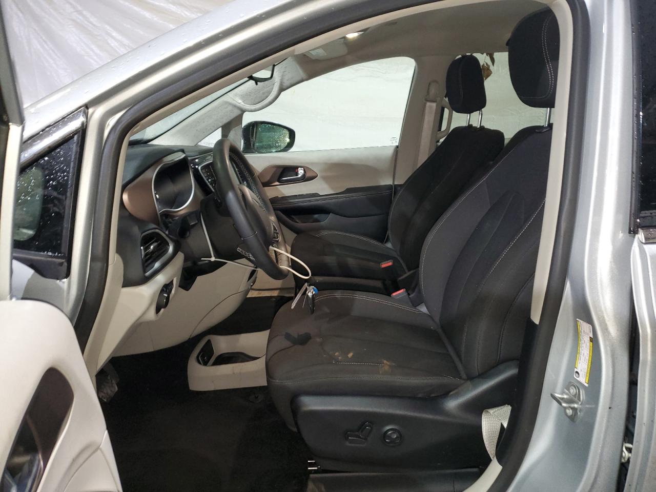 2023 CHRYSLER VOYAGER LX VIN:2C4RC1CGXPR529713
