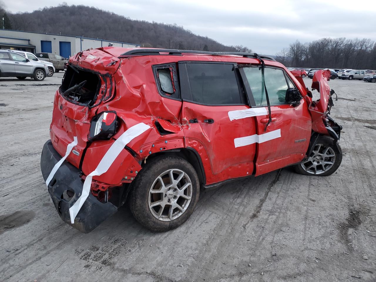 2022 JEEP RENEGADE LATITUDE VIN:ZACNJDB19NPN59013