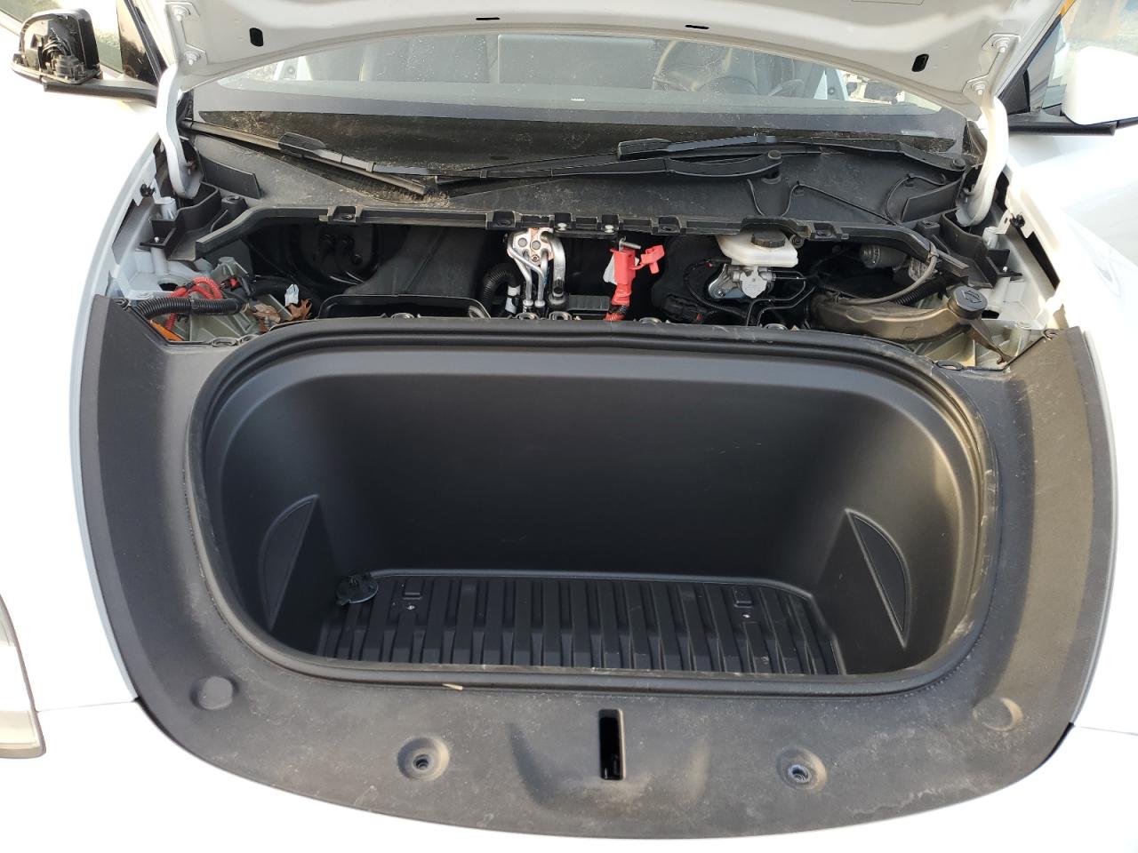 2023 TESLA MODEL Y  VIN:7SAYGDEE2PA099975