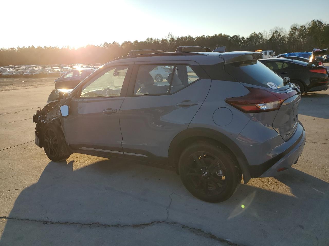 2024 NISSAN KICKS SR VIN:1C3CCBAB1EN238311