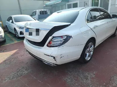 2018 Mercedes-Benz E 220 WDDZF0EB2JA428332 VIN:WDDZF0EB2JA428332