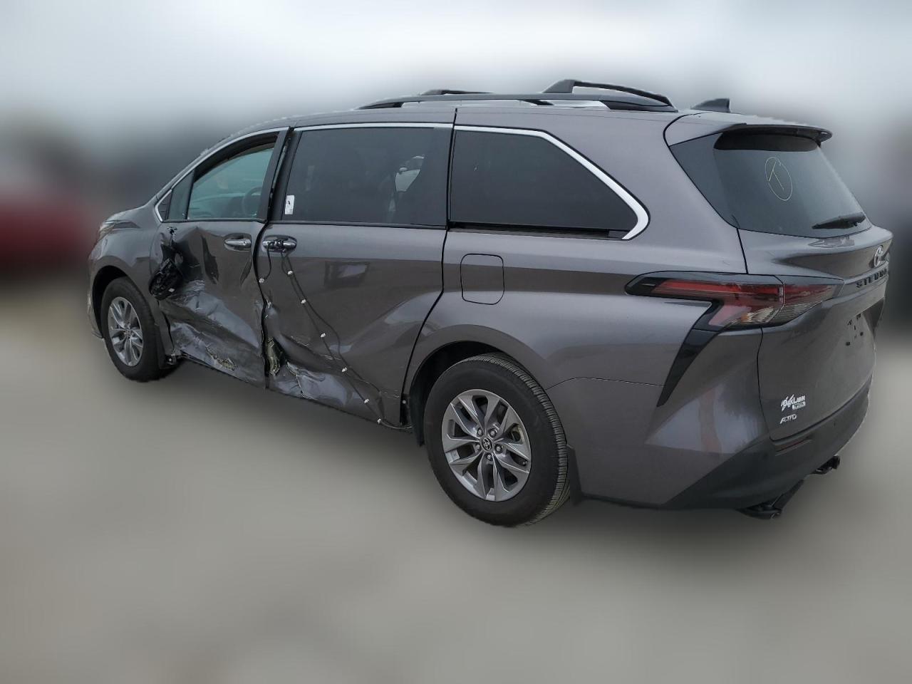 2023 TOYOTA SIENNA XLE VIN:5TDYSKFC4PS076631