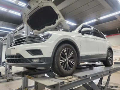 2018 Volkswagen Tiguan WVGZZZ5NZJW916859 VIN:WVGZZZ5NZJW916859
