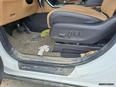2021 Kia Carnival KNANE81BBMS122427 VIN:KNANE81BBMS122427