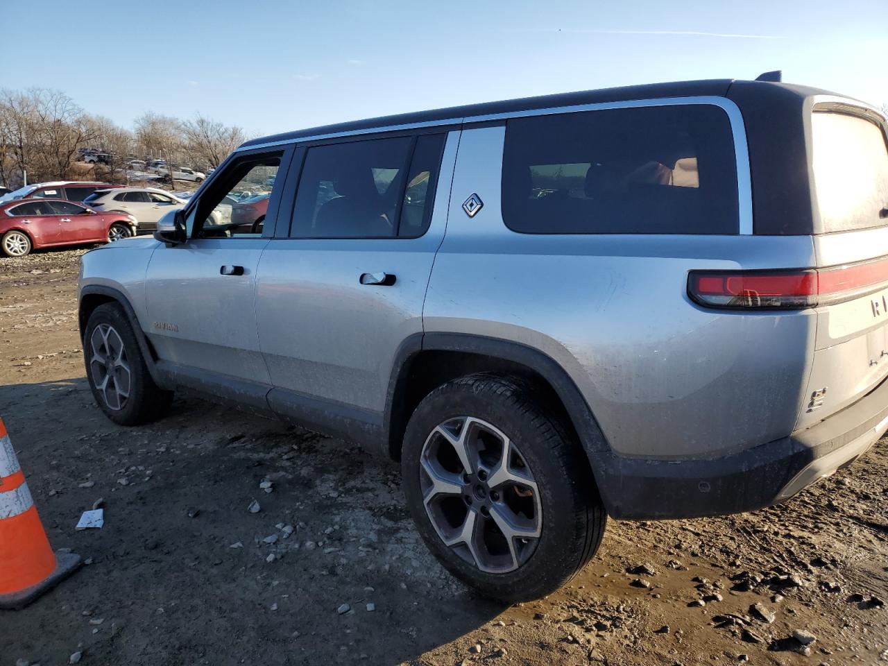 2023 RIVIAN R1S ADVENTURE VIN:7PDSGABAXPN008547