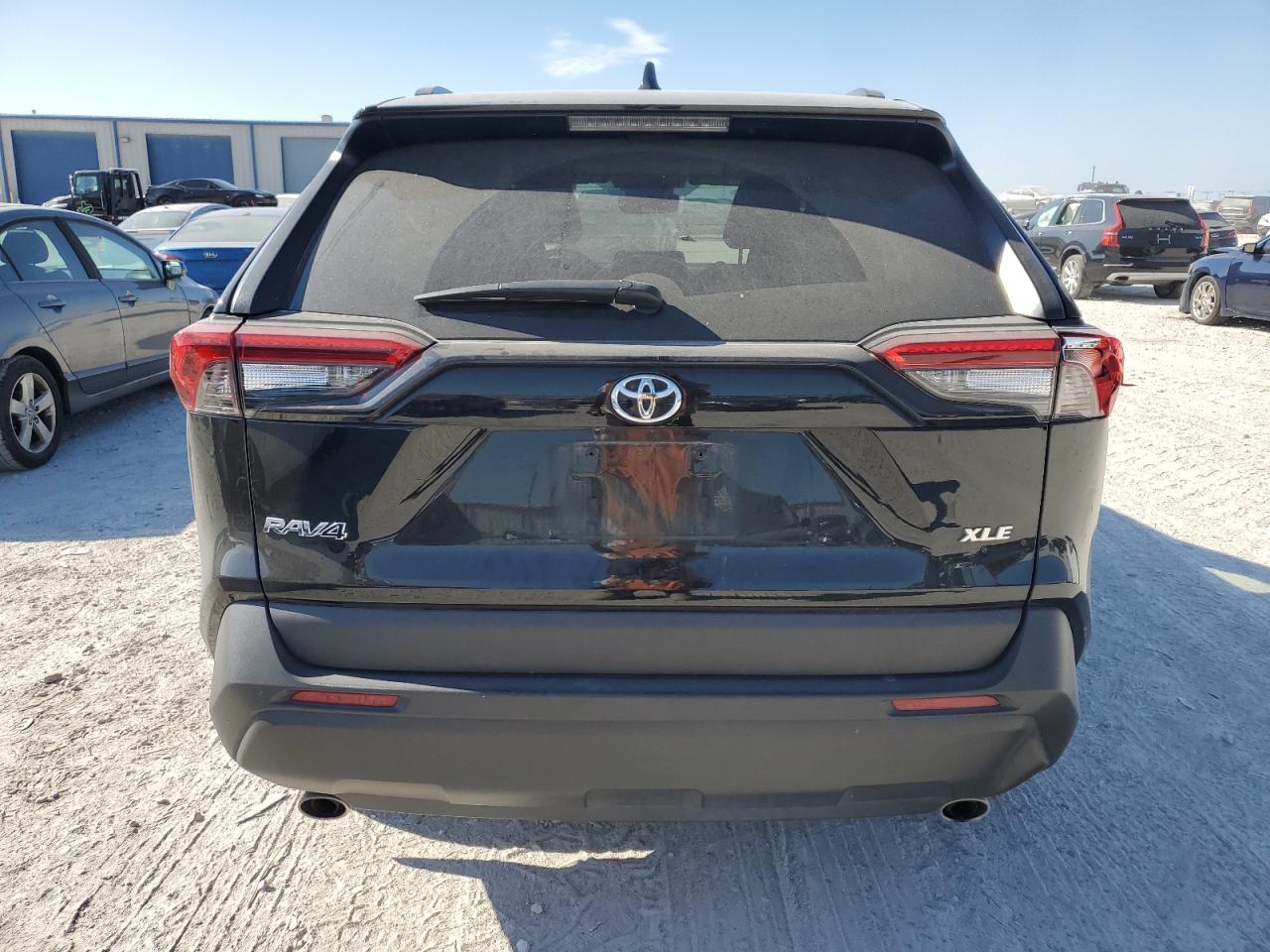 2022 TOYOTA RAV4 XLE VIN:2T3W1RFV4NC208160