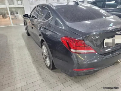 2019 Genesis G70 VIN: