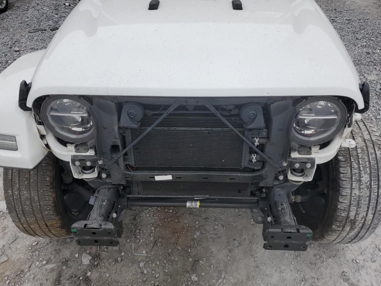 2022 JEEP WRANGLER UNLIMITED SAHARA VIN:1C4HJXEG6NW158118