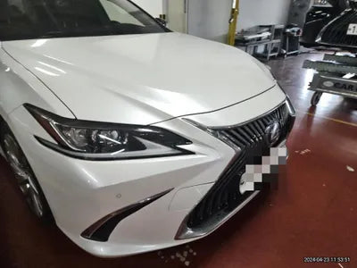 2018 Lexus ES 300 VIN: