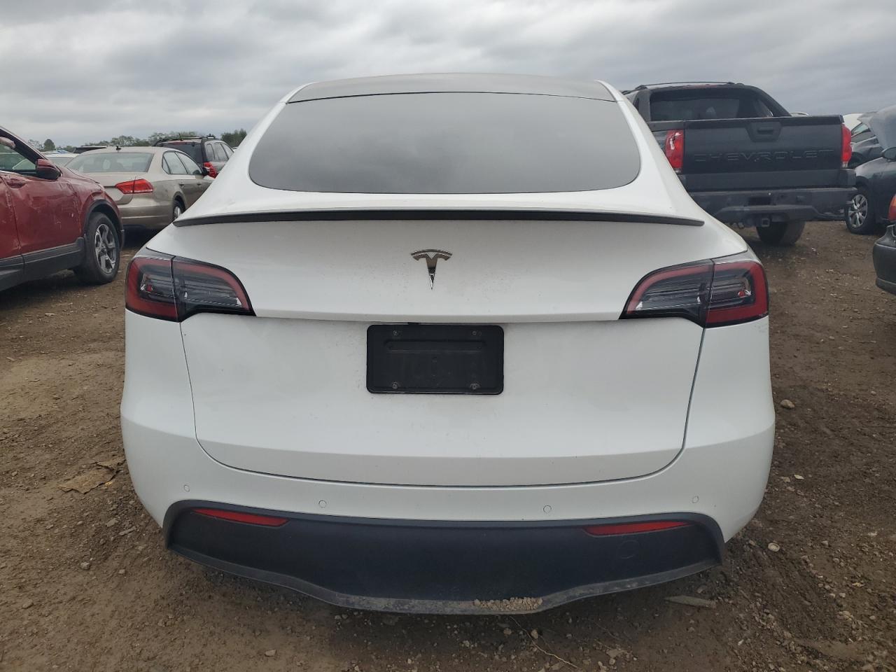 2022 TESLA MODEL Y  VIN:7SAYGDEFXNF375585