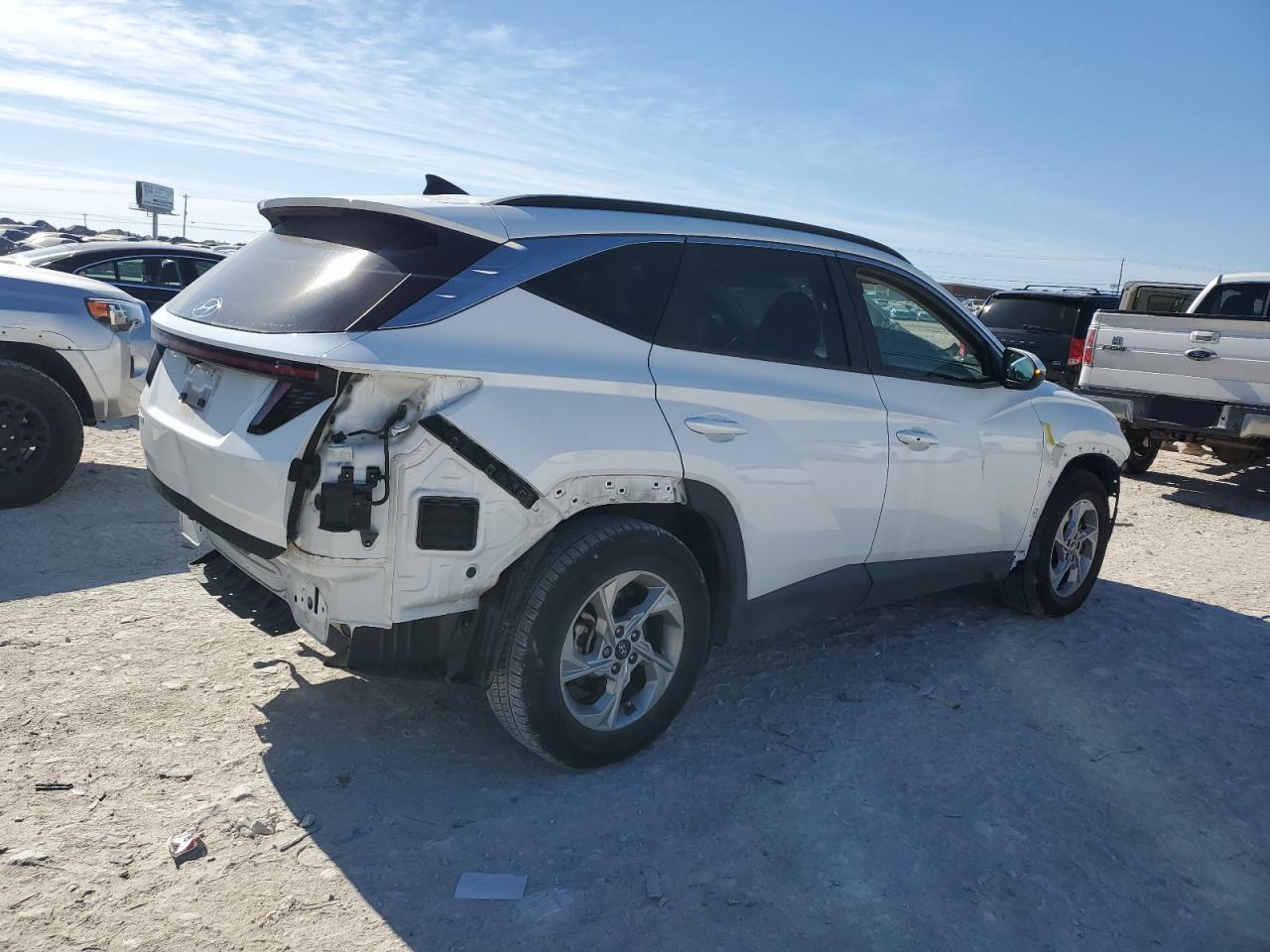 2022 HYUNDAI TUCSON SEL VIN:5NMJB3AE3NH056984