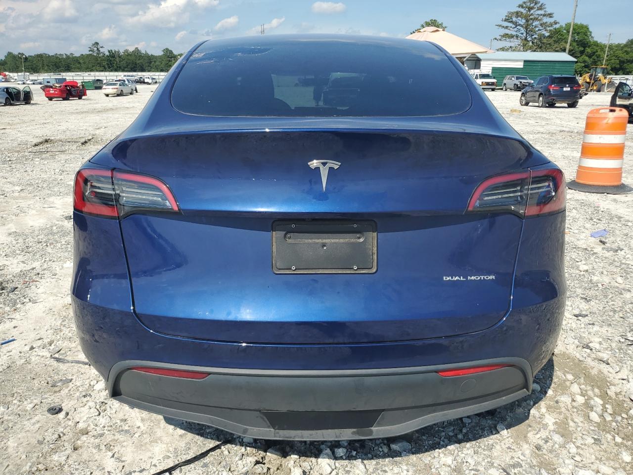 2023 TESLA MODEL Y  VIN:7SAYGDEE7PF633779