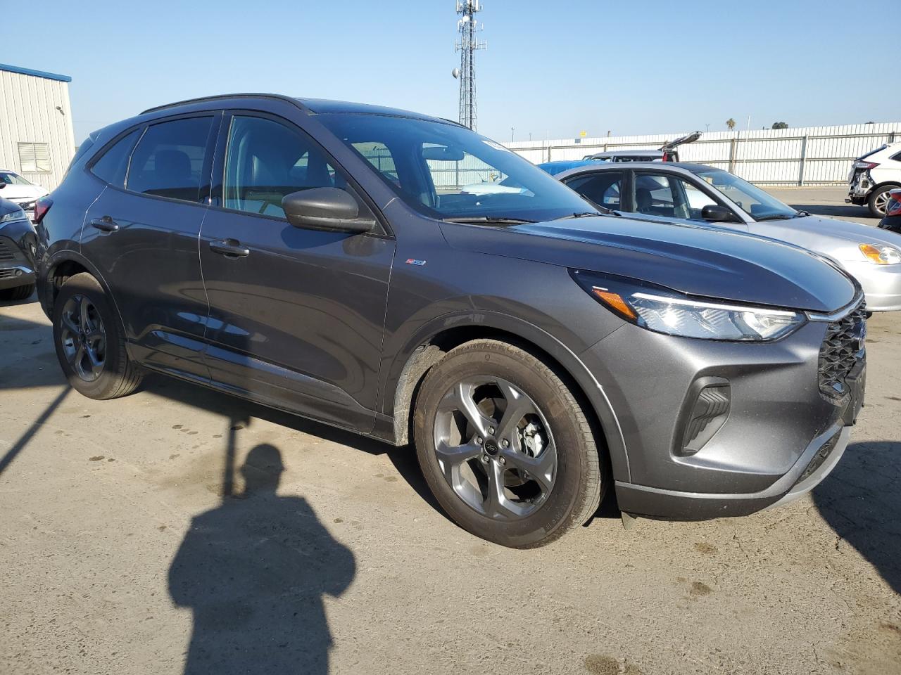 2023 FORD ESCAPE ST LINE VIN:1FMCU0MN5PUB11553