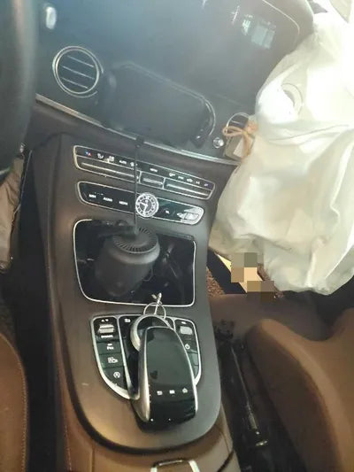 2018 Mercedes-Benz E 300 VIN: