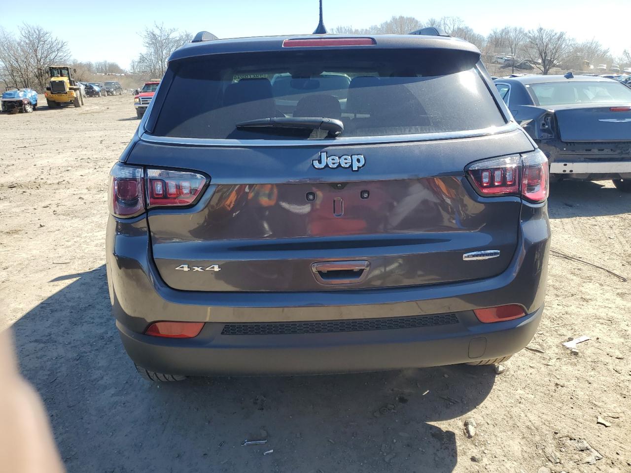 2022 JEEP COMPASS LATITUDE VIN:3C4NJDBBXNT141144