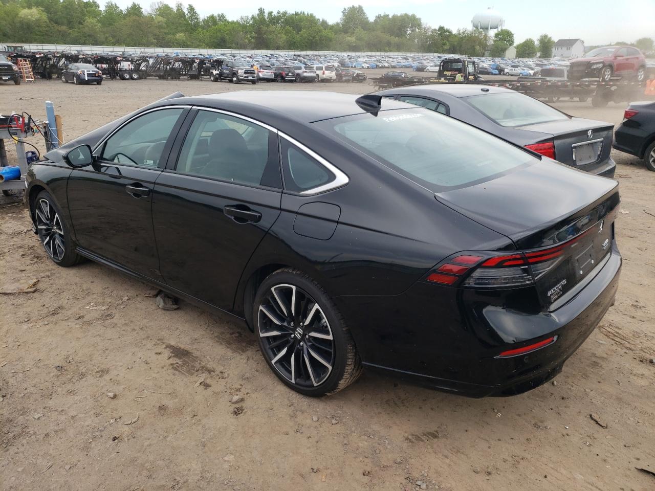 2024 HONDA ACCORD TOURING HYBRID VIN:1HGCY2F86RA010412