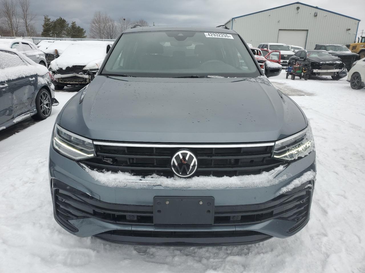 2023 VOLKSWAGEN TIGUAN SE R-LINE BLACK VIN:3VV8B7AX8PM096485
