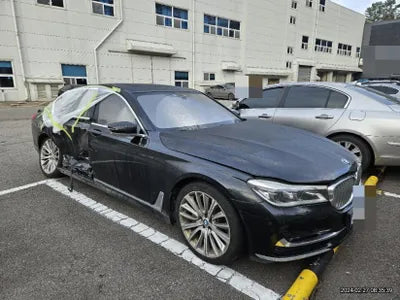 2015 BMW 750 VIN: