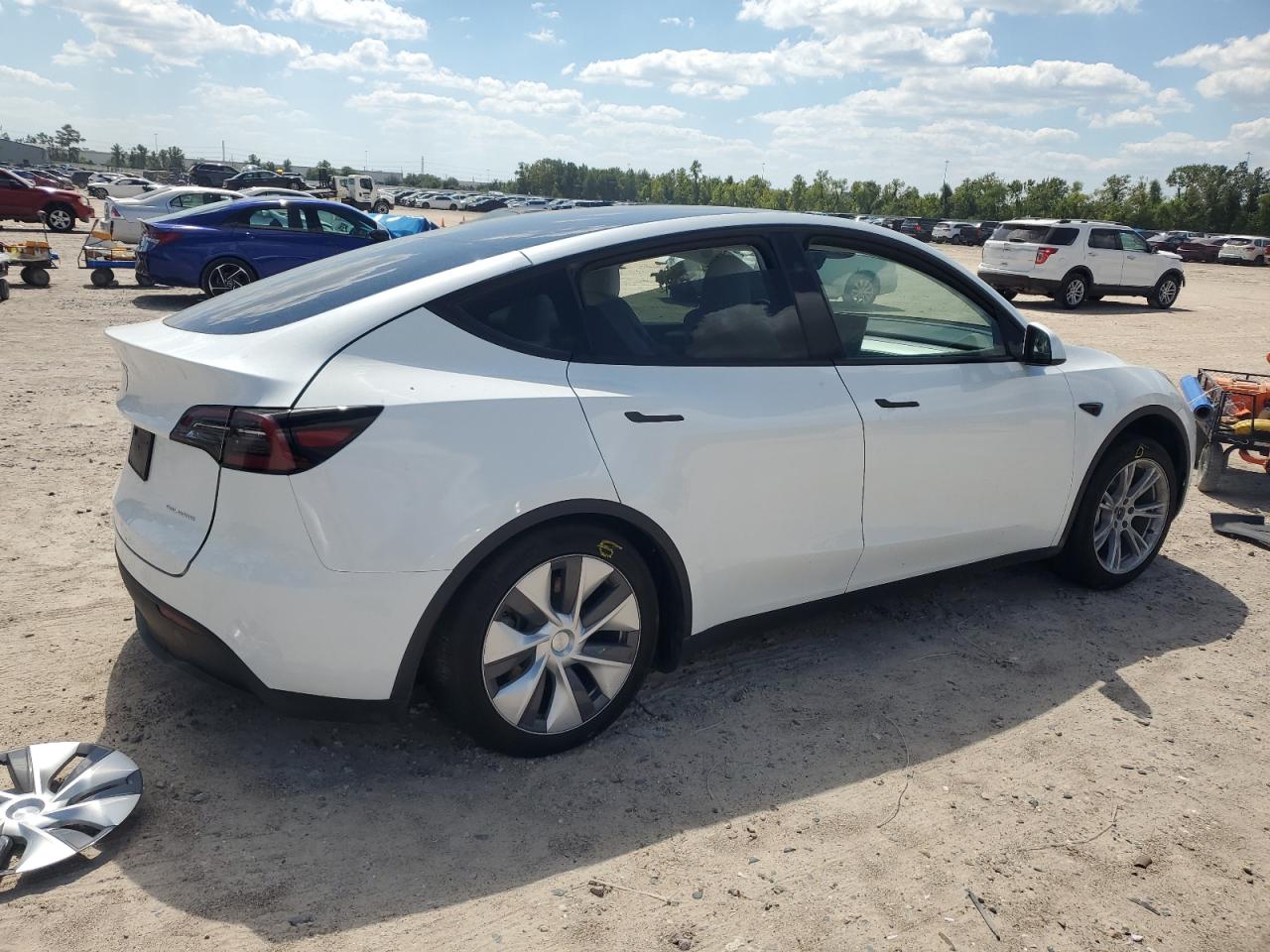 2023 TESLA MODEL Y  VIN:7SAYGDEE7PA148264