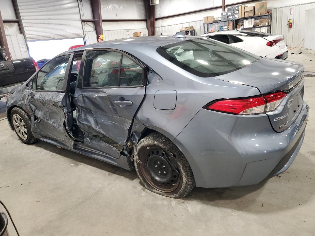2022 TOYOTA COROLLA LE VIN:5YFEPMAE0NP371658