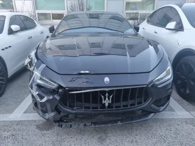 2018 Maserati Ghibli VIN: