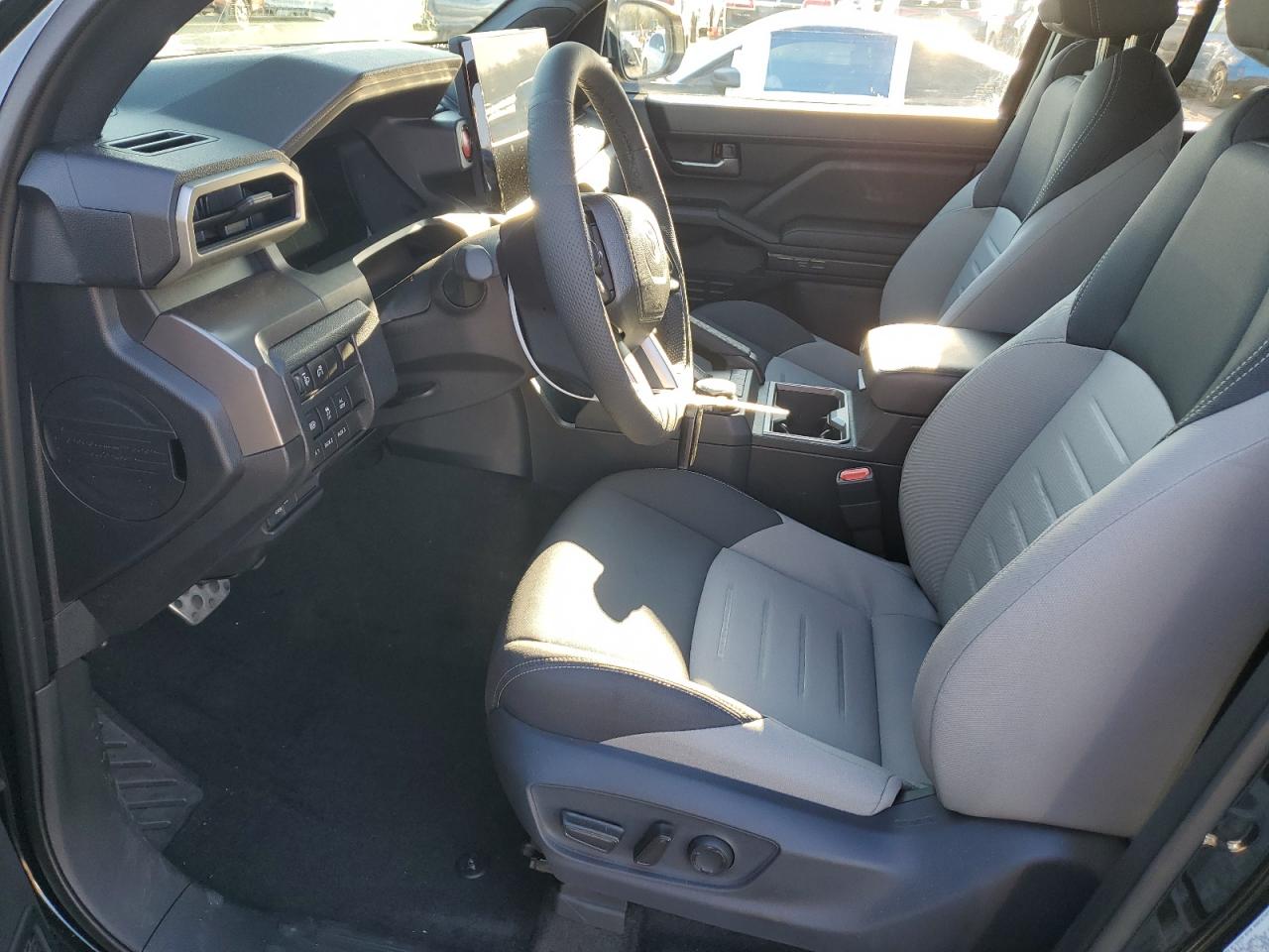 2024 TOYOTA TACOMA DOUBLE CAB VIN:3TMLB5JN5RM083918