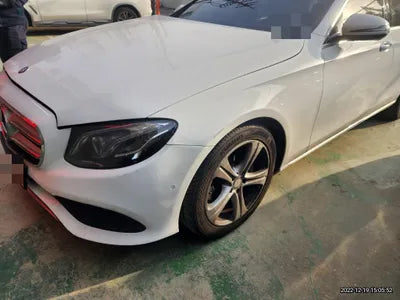 2017 Mercedes-Benz E 220 VIN: