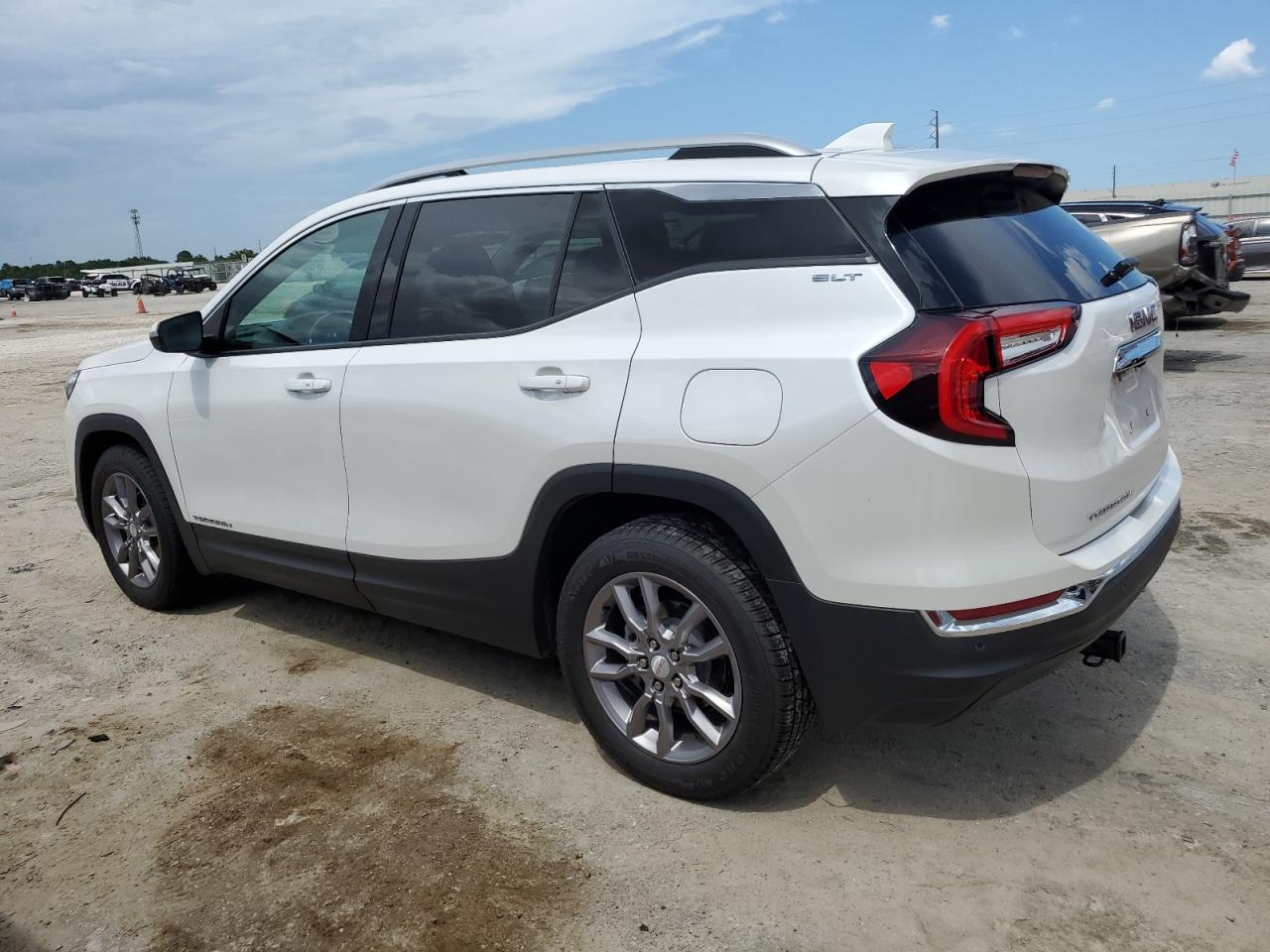 2022 GMC TERRAIN SLT VIN:3GKALPEV2NL163305