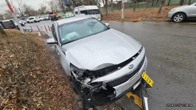 2016 Kia K5 KNAGU416BGA053303 VIN:KNAGU416BGA053303