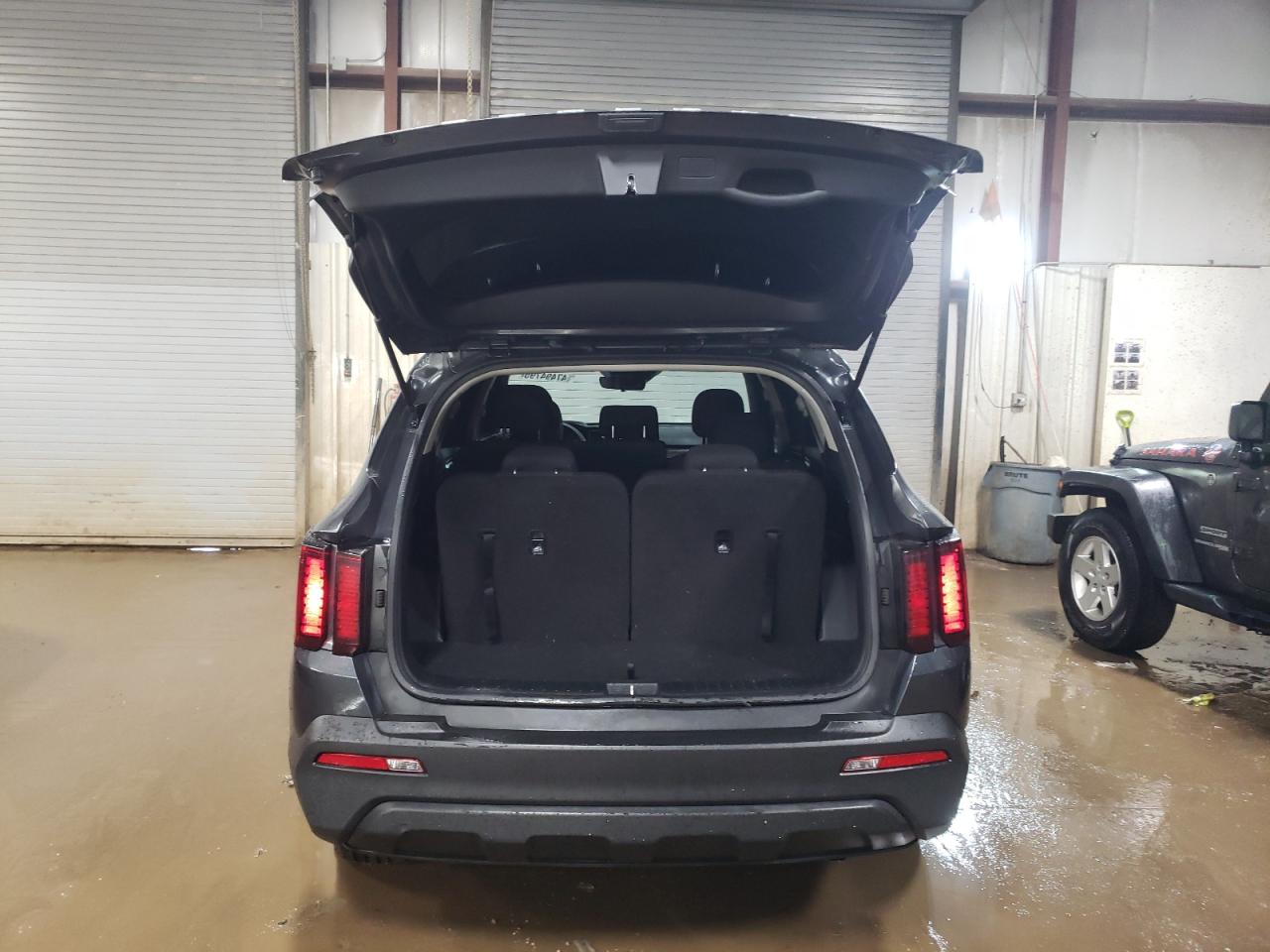 2022 KIA SORENTO LX VIN:5XYRG4LC4NG125956