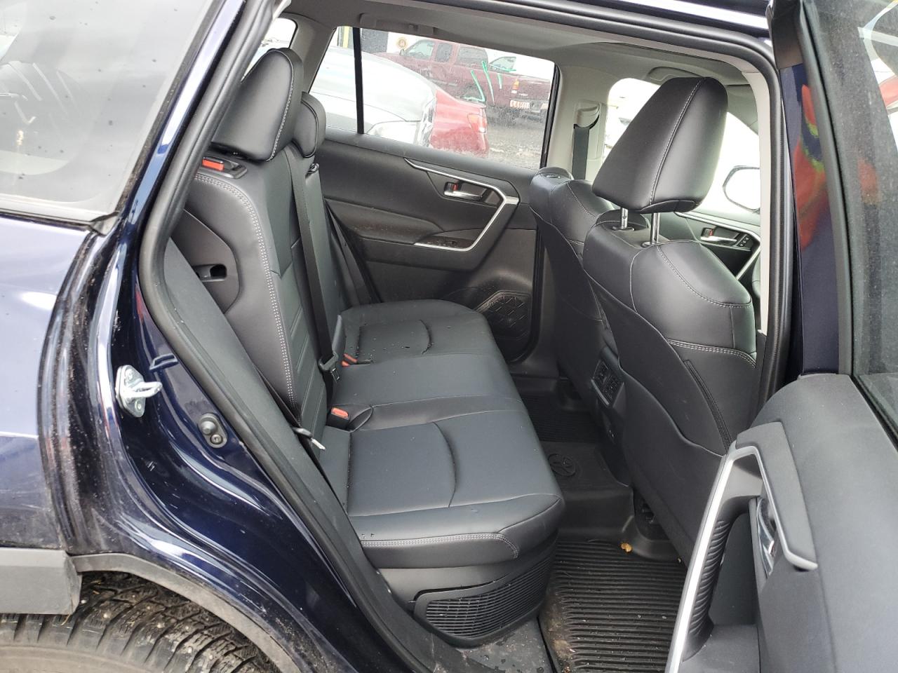 2024 TOYOTA RAV4 XLE PREMIUM VIN:JTMB6RFV4RD151024