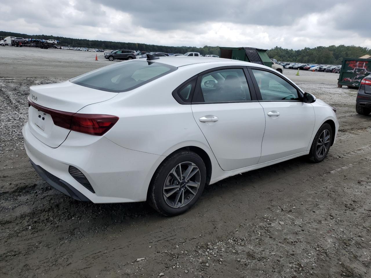 2023 KIA FORTE LX VIN:3KPF24AD3PE572565