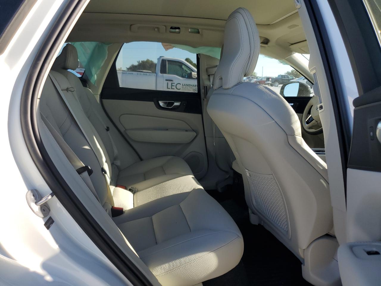 2024 VOLVO XC60 PLUS VIN:YV4H60DL5R1879649