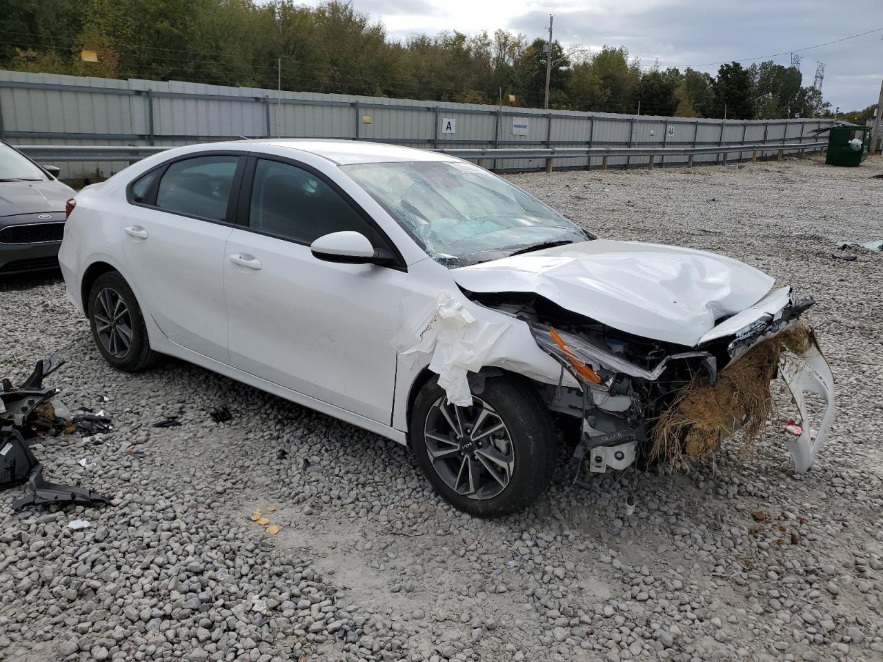 2023 KIA FORTE LX VIN:3KPF24AD7PE605356