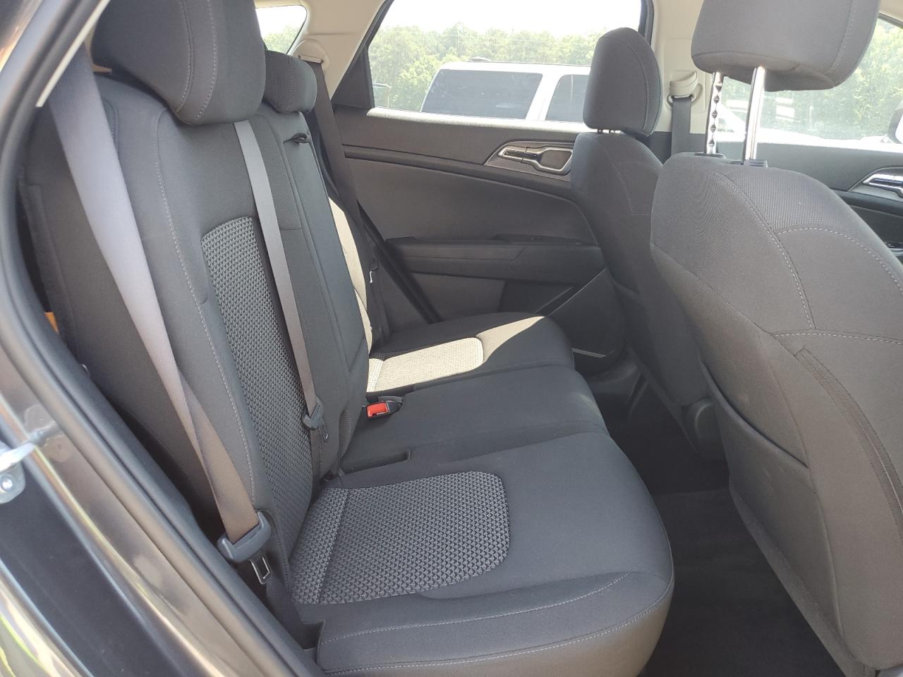 2023 KIA SPORTAGE LX VIN:KNDPUCAF7P7165990